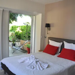 le-505-apartment-saint-jean-davelanne.hotels-rhonealpes.com/